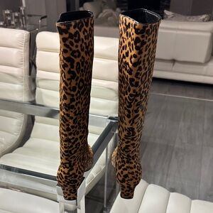Steve Madden Women's Dagne
Knee High Leopard Print Boots
